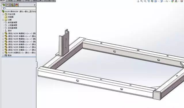 SOLIDWORKS零件鏡像1.jpg