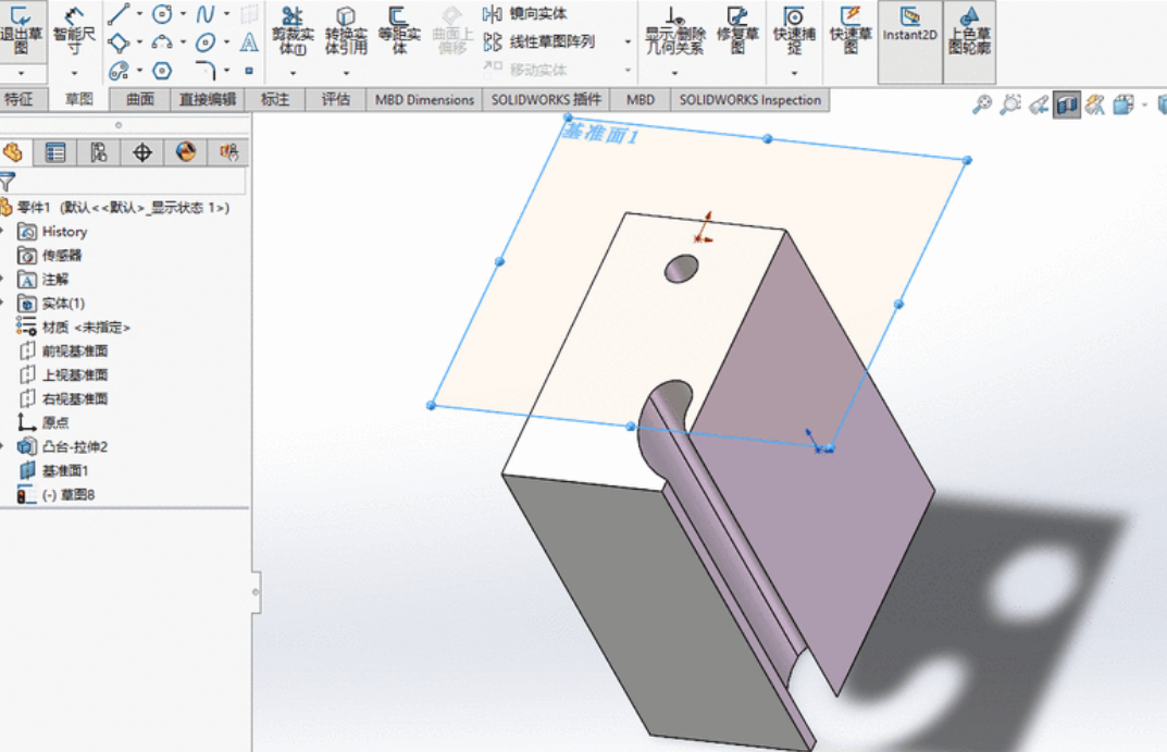 SOLIDWORKS草圖.png